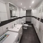 - Grosses Apartment-haus Mit 1-4 Bei Ravensburg *