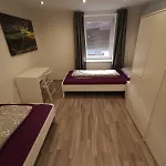 - Grosses Apartment-haus Mit 1-4 Bei Ravensburg
