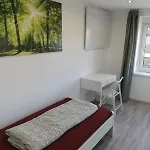 Apartment - Grosses Apartment-haus Mit 1-4 Bei Ravensburg