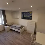 Apartment - Grosses Apartment-haus Mit 1-4 Bei Ravensburg *