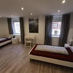 - Grosses Apartment-haus Mit 1-4 Bei Ravensburg Aulendorf