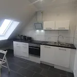 - Grosses Apartment-haus Mit 1-4 Bei Ravensburg *