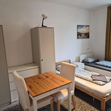 - Grosses Apartment-haus Mit 1-4 Bei Ravensburg Aulendorf