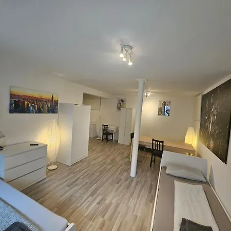 - Grosses Apartment-haus Mit 1-4 Bei Ravensburg Apartment