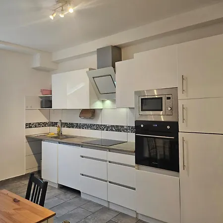 - Grosses Apartment-haus Mit 1-4 Bei Ravensburg Апартаменты Аулендорф