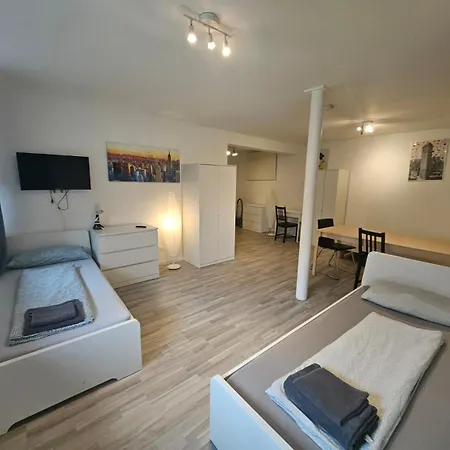 Lejlighed - Grosses Apartment-haus Mit 1-4 Bei Ravensburg Aulendorf