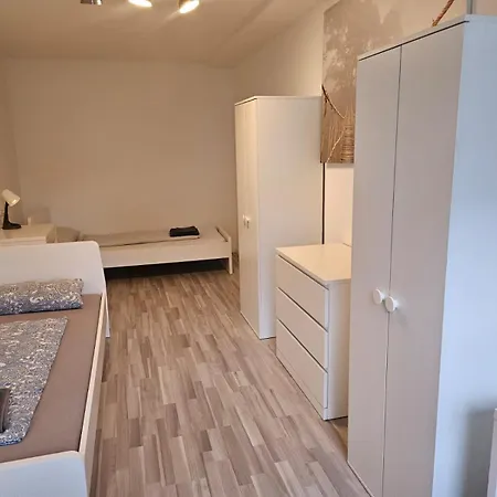 - Grosses Apartment-haus Mit 1-4 Bei Ravensburg Апартаменты *