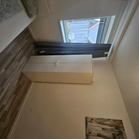 - Grosses Apartment-haus Mit 1-4 Bei Ravensburg アパート アウレンドルフ