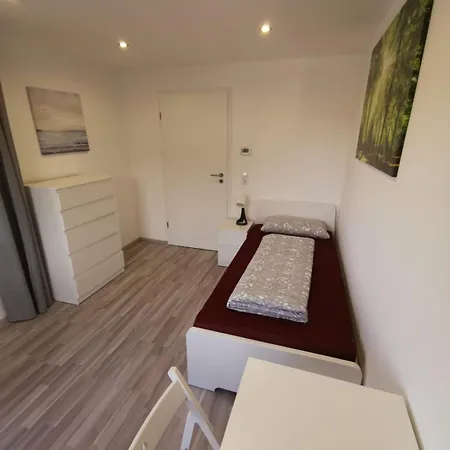 - Grosses Apartment-haus Mit 1-4 Bei Ravensburg アウレンドルフ