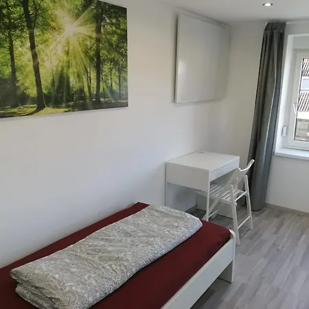 アパート - Grosses Apartment-haus Mit 1-4 Bei Ravensburg